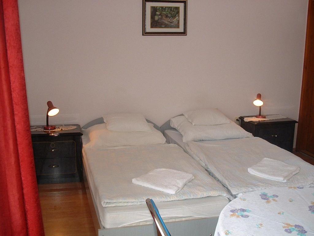 Apartmanhaz Cedrus 8 잘라카로쉬 객실 사진