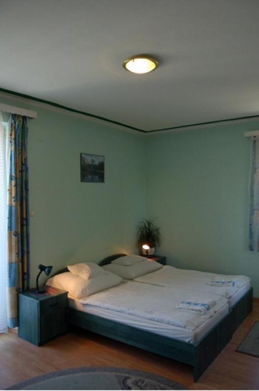 Apartmanhaz Cedrus 8 잘라카로쉬 외부 사진